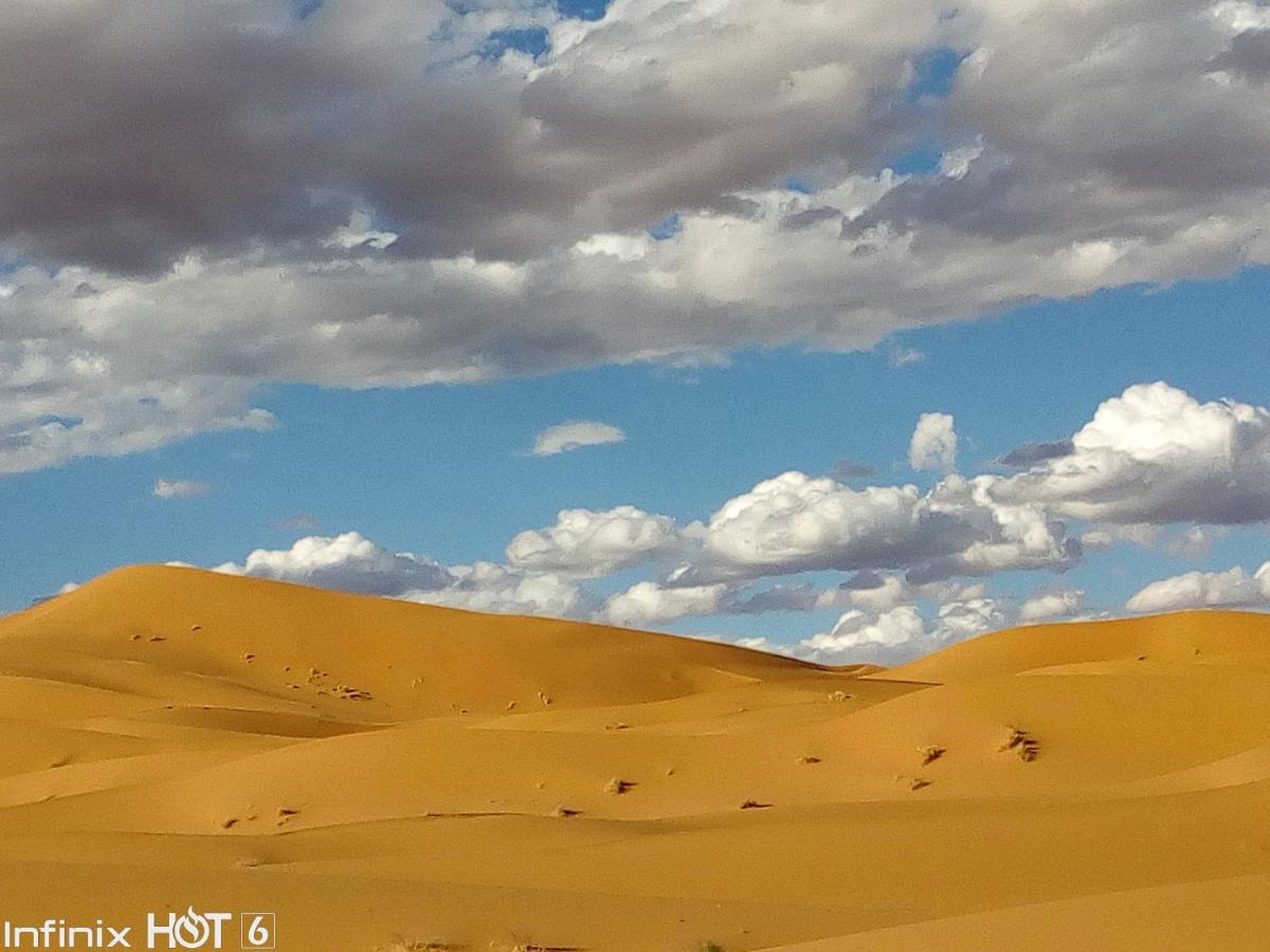 Sahara Camel Tours Camp 호텔 메르주가 외부 사진