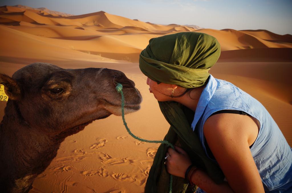 Sahara Camel Tours Camp 호텔 메르주가 객실 사진