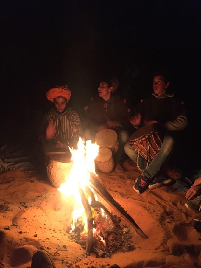 Sahara Camel Tours Camp 호텔 메르주가 외부 사진